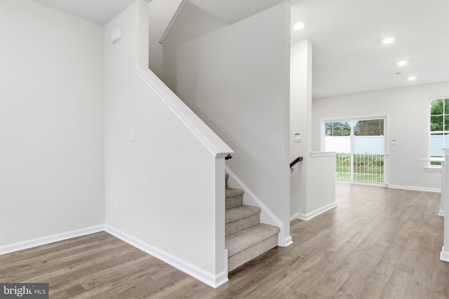1078 Meadowlark Dr Property Photo 16