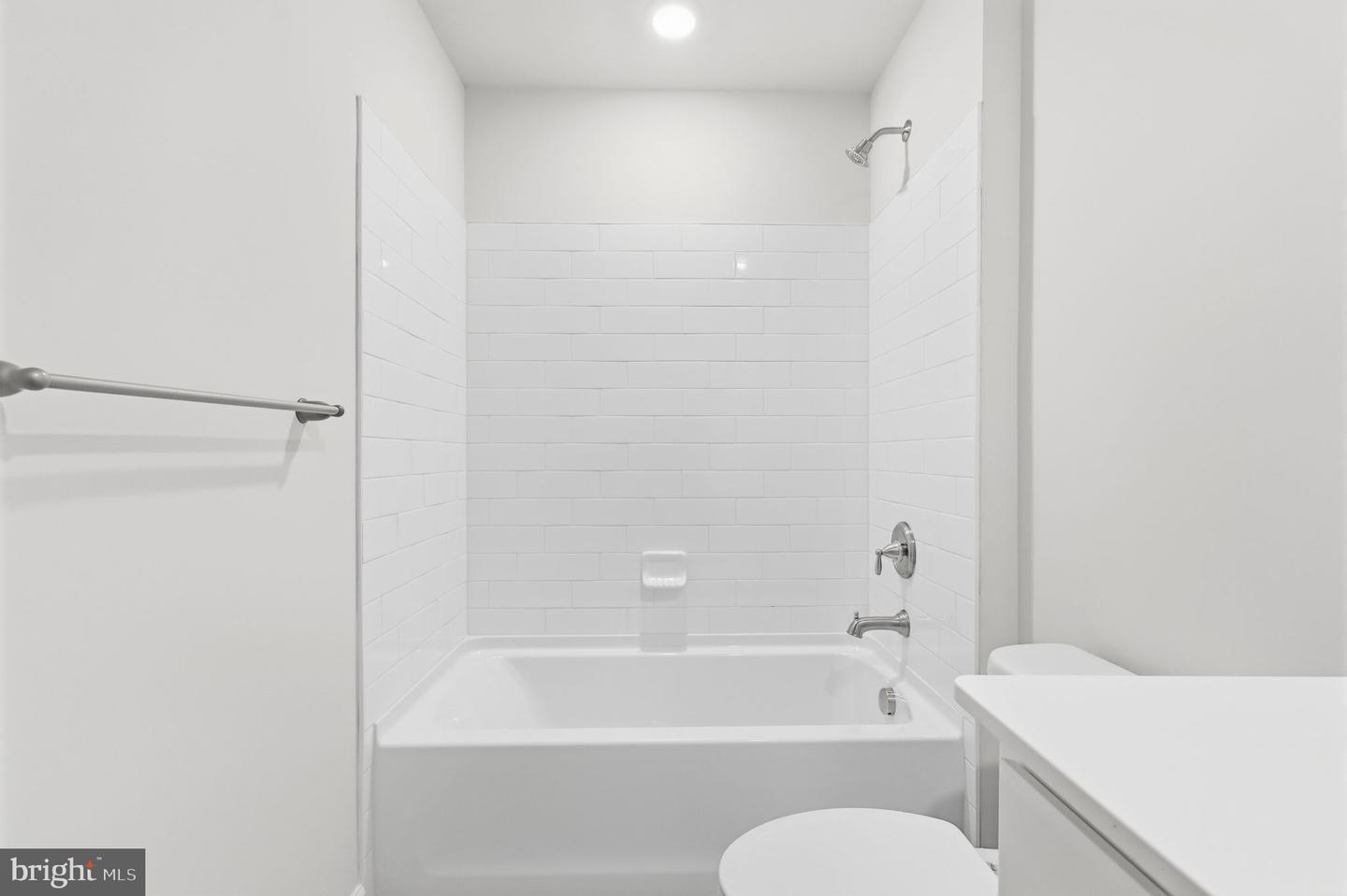 1078 Meadowlark Dr Property Photo 25