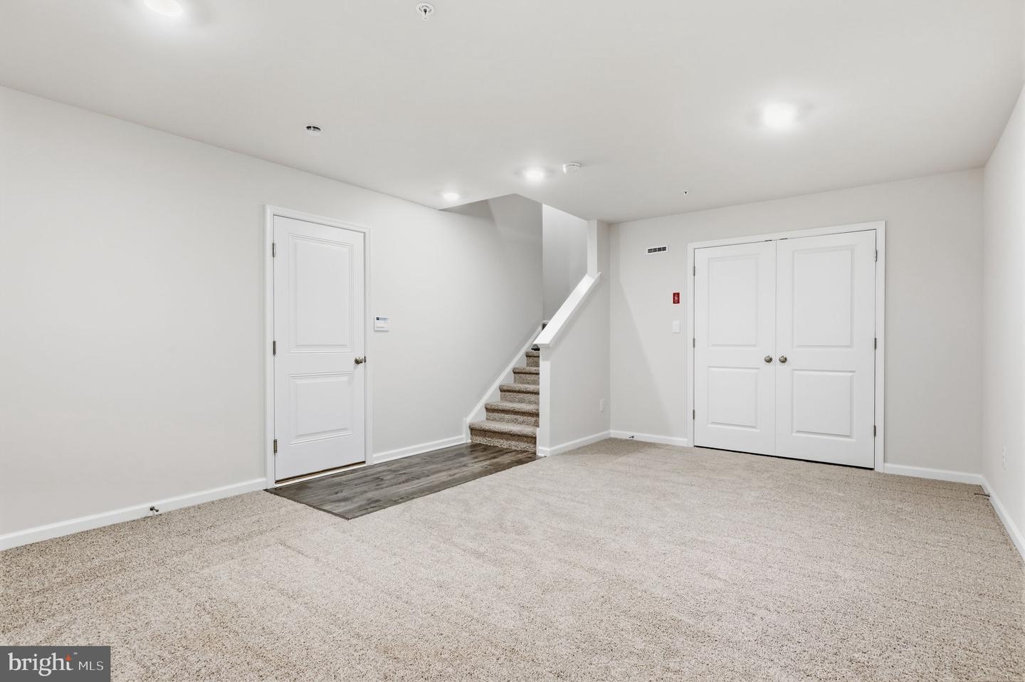 1078 Meadowlark Dr Property Photo 29