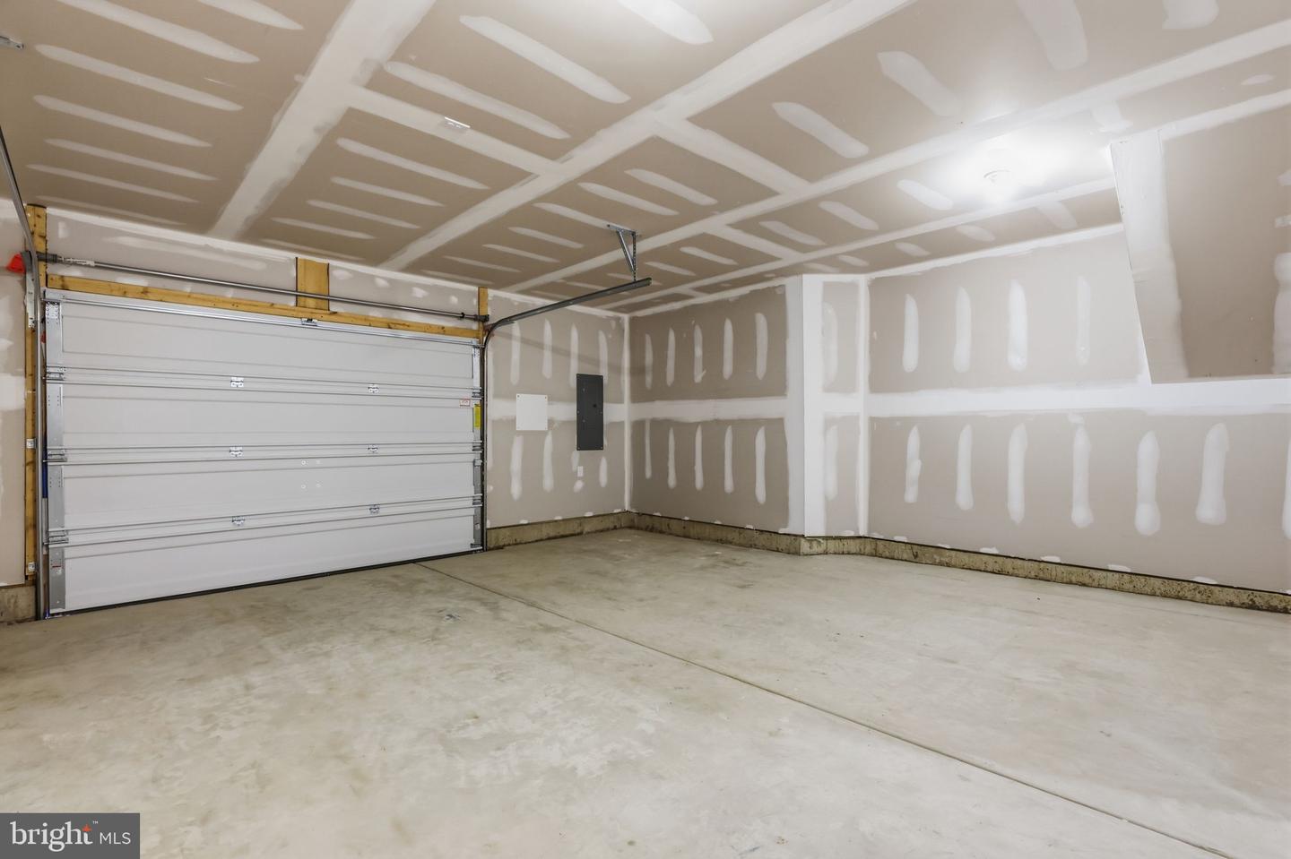 1078 Meadowlark Dr Property Photo 30
