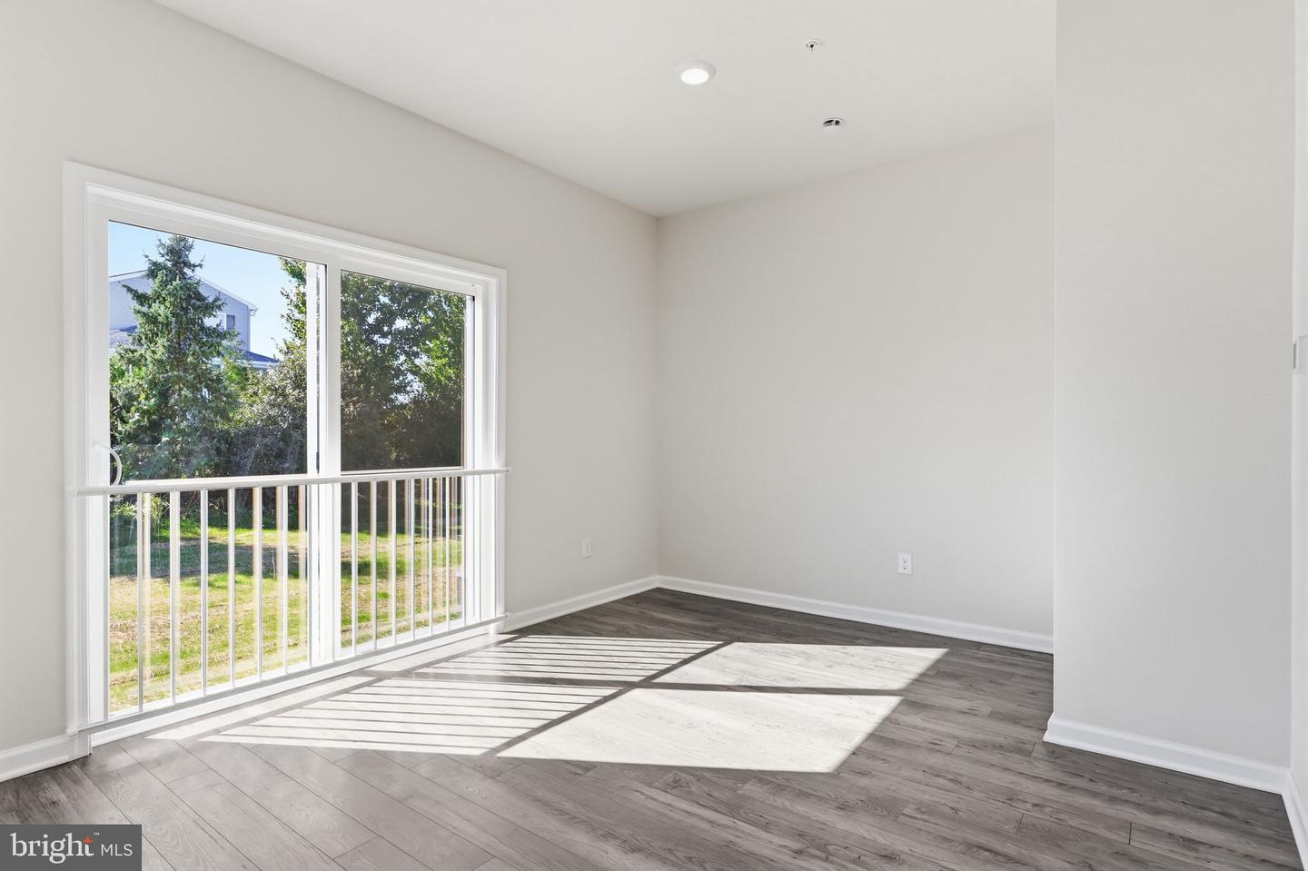 1080 Meadowlark Dr Property Photo 13