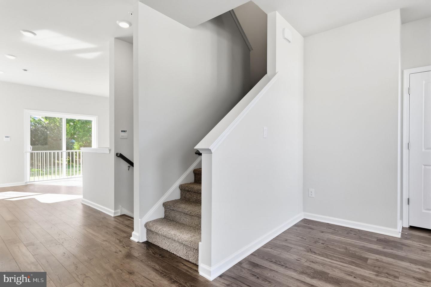1082 Meadowlark Dr Property Photo 16