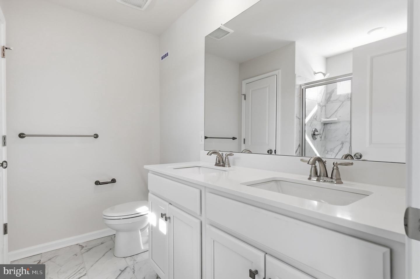 1082 Meadowlark Dr Property Photo 20