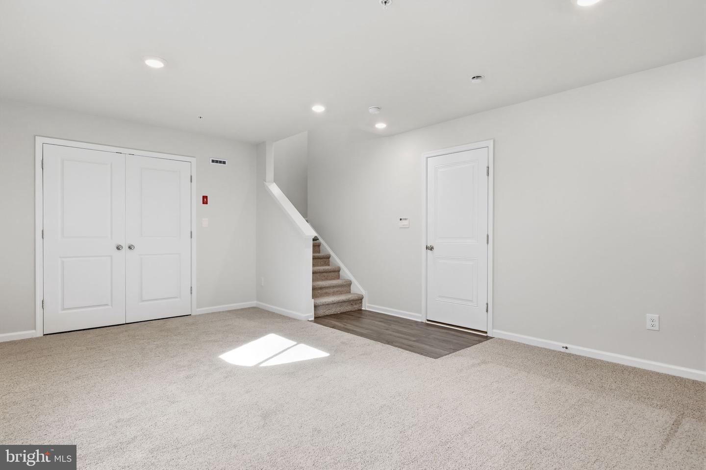 1082 Meadowlark Dr Property Photo 29