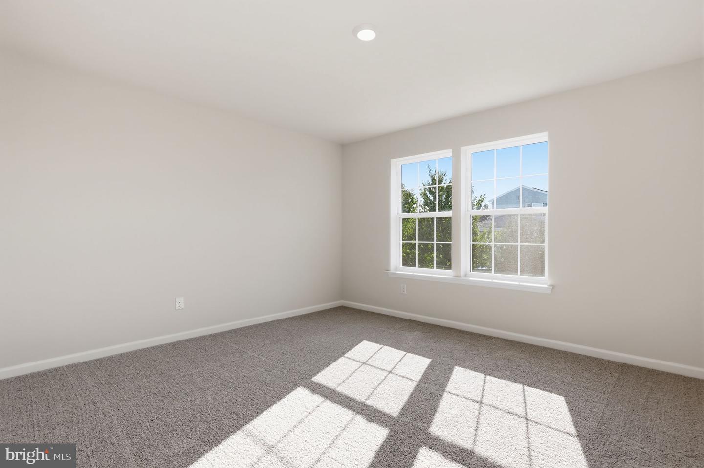 1086 Meadowlark Dr Property Photo 17