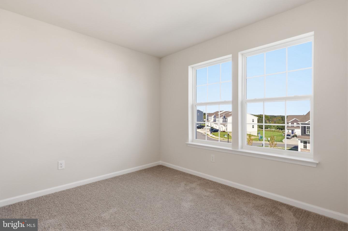 1086 Meadowlark Dr Property Photo 22