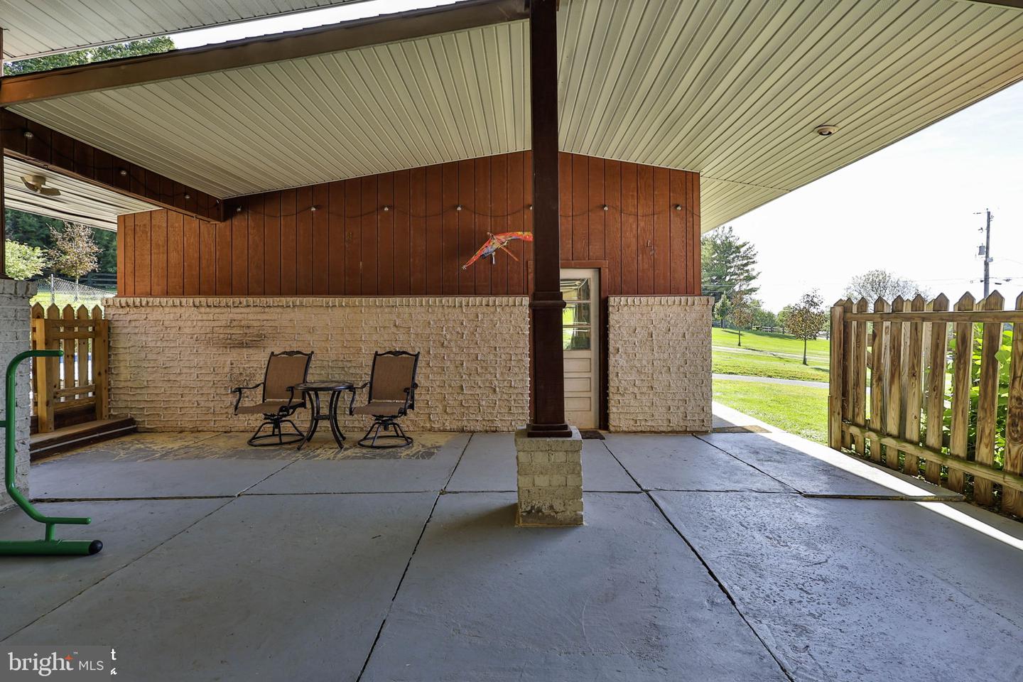 7758 Sechler Rd Property Photo 14