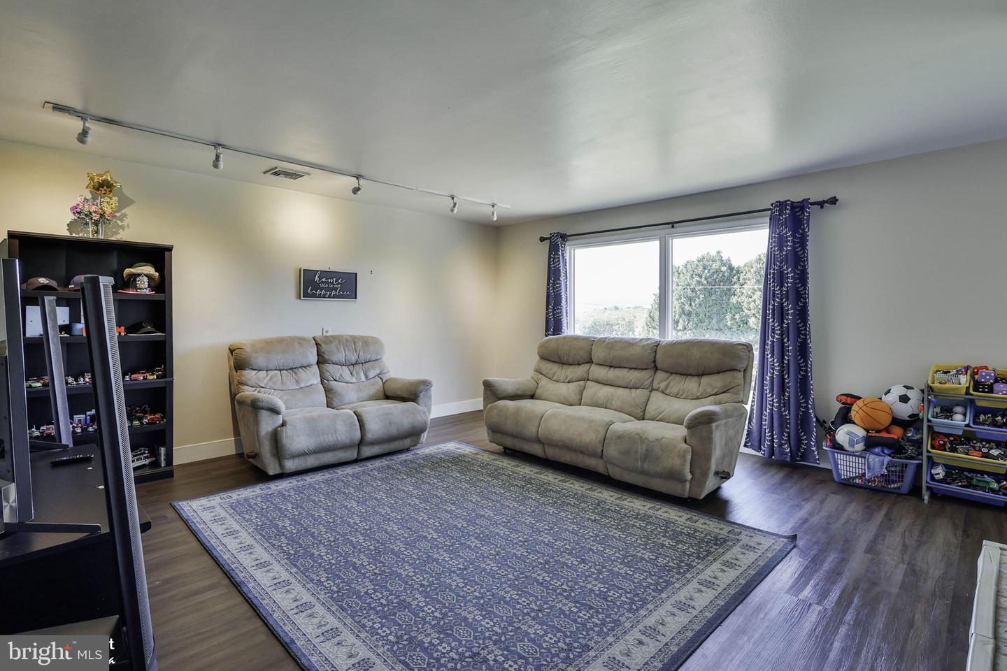 7758 Sechler Rd Property Photo 16