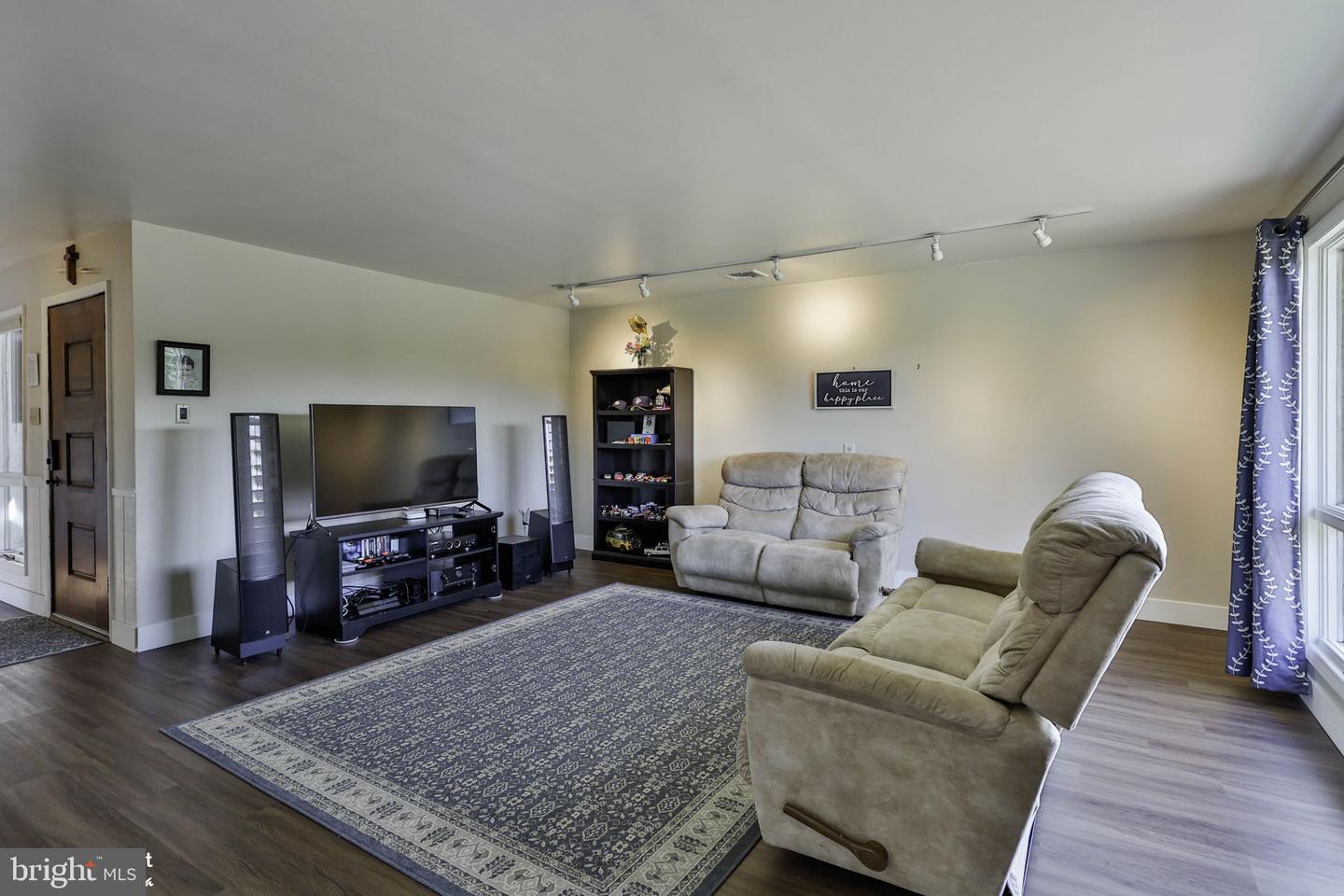 7758 Sechler Rd Property Photo 17