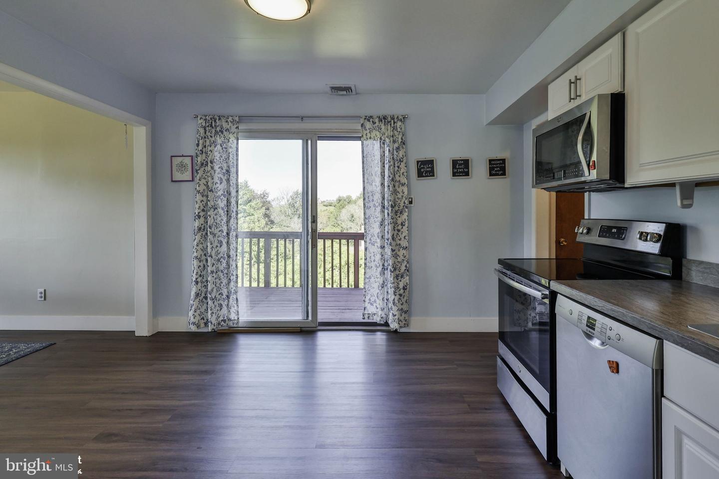 7758 Sechler Rd Property Photo 26