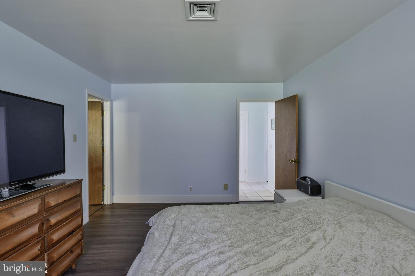 7758 Sechler Rd Property Photo 38