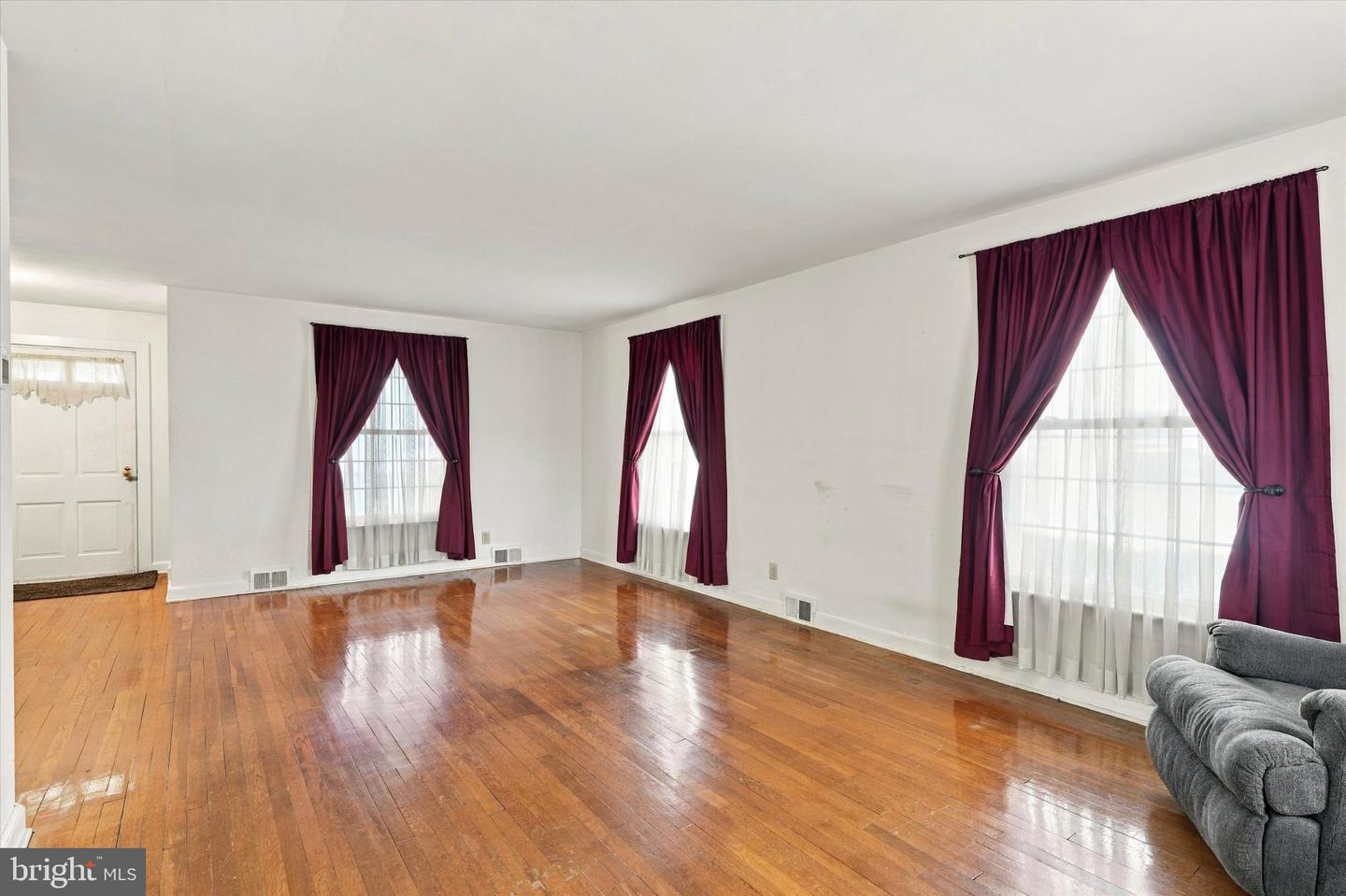 3024 Hillcrest Ave Property Photo 6
