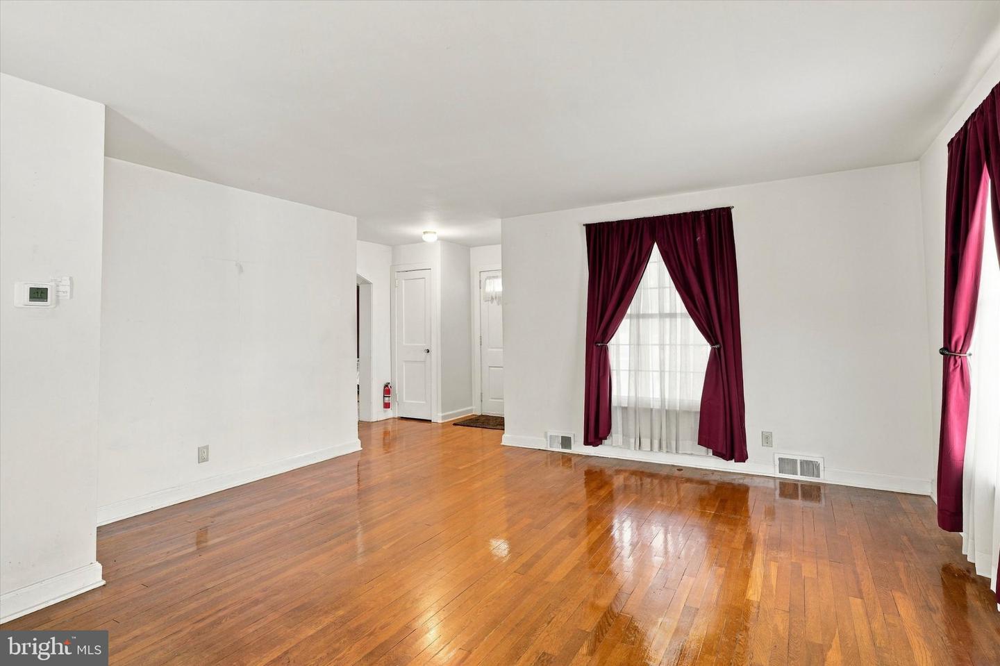 3024 Hillcrest Ave Property Photo 7