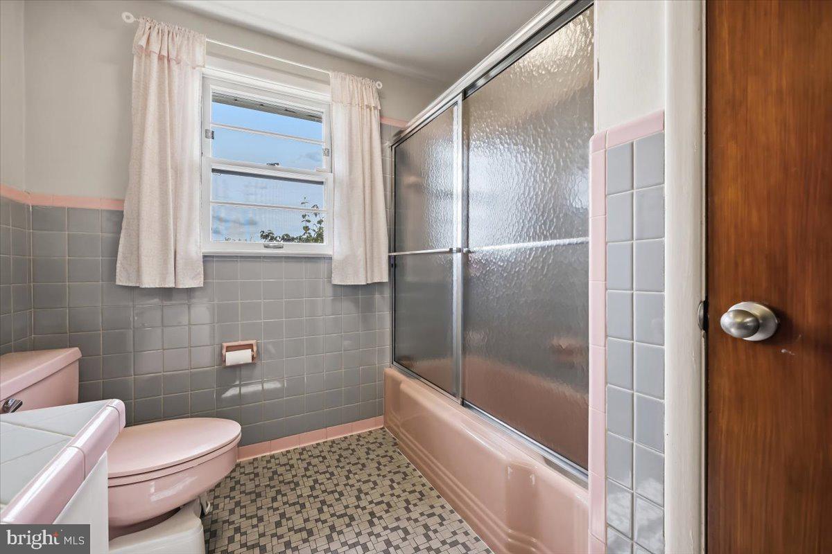808 Jefferson St Property Photo 25