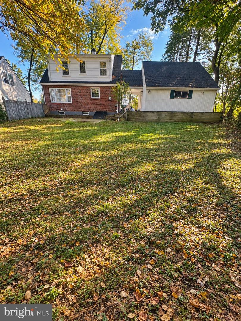 1258 S Jefferson St Property Photo 5