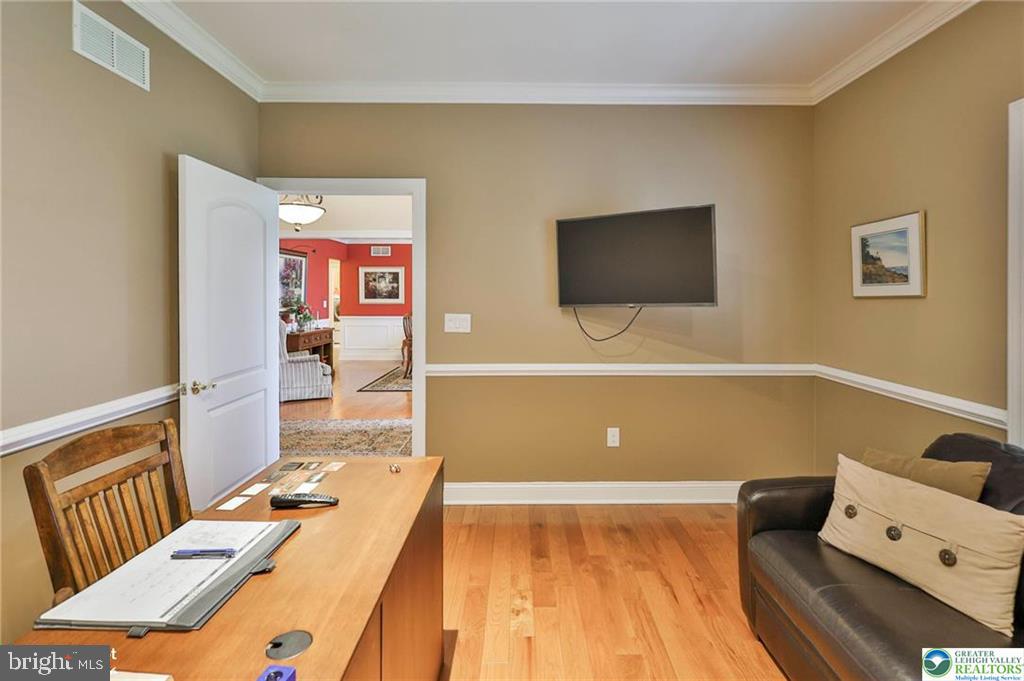 145 Sonoma Way Property Photo 8