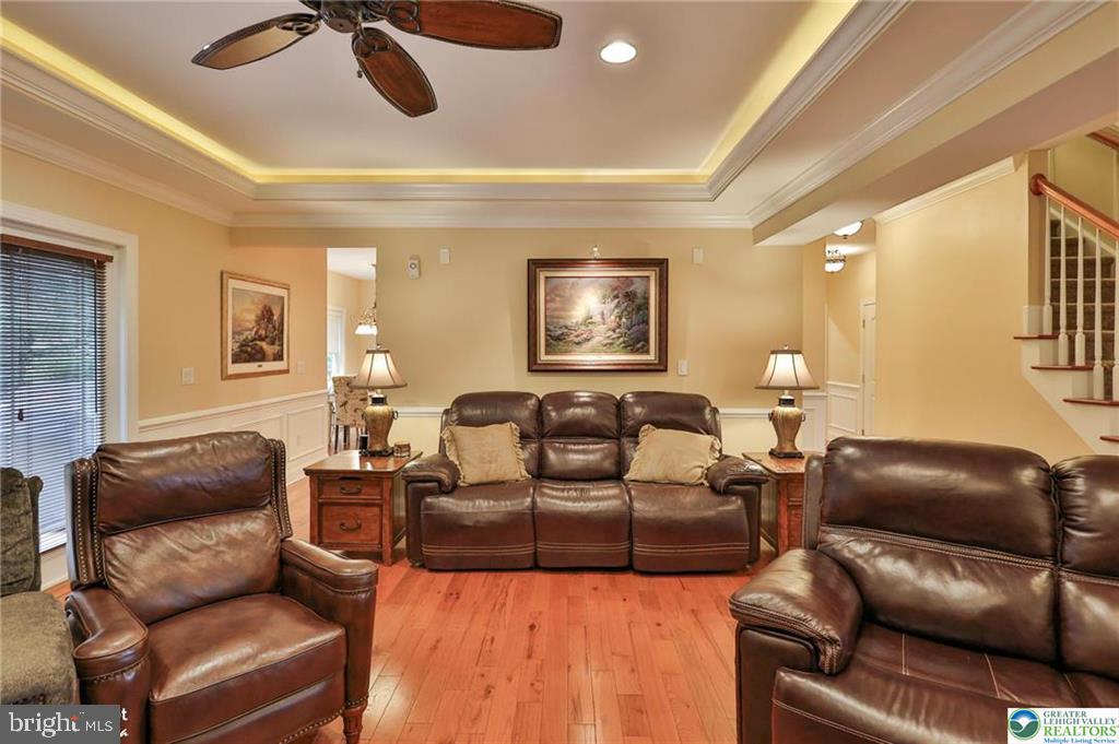 145 Sonoma Way Property Photo 12