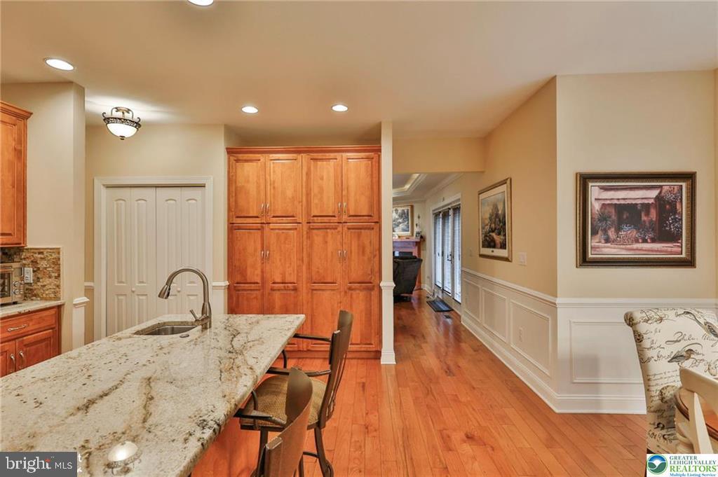 145 Sonoma Way Property Photo 14