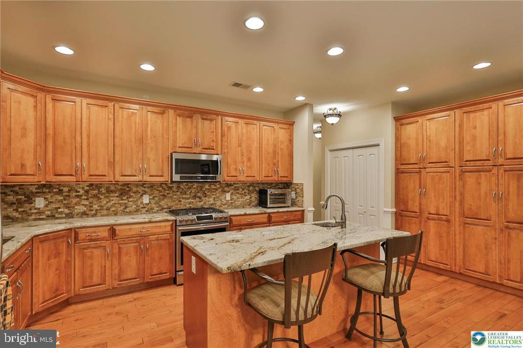 145 Sonoma Way Property Photo 17