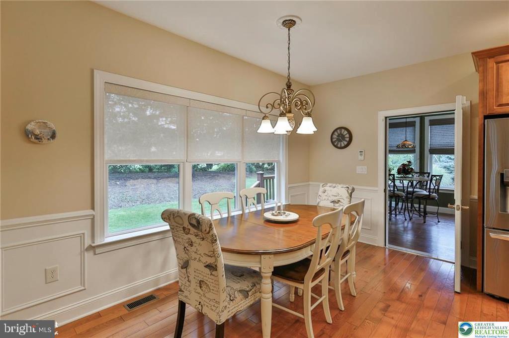 145 Sonoma Way Property Photo 18