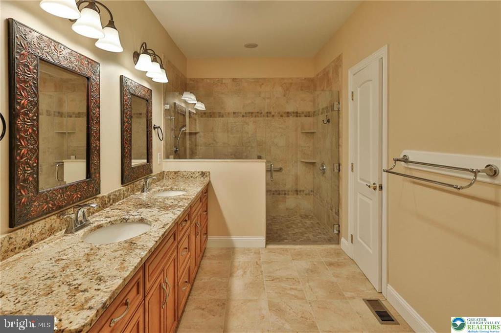 145 Sonoma Way Property Photo 23
