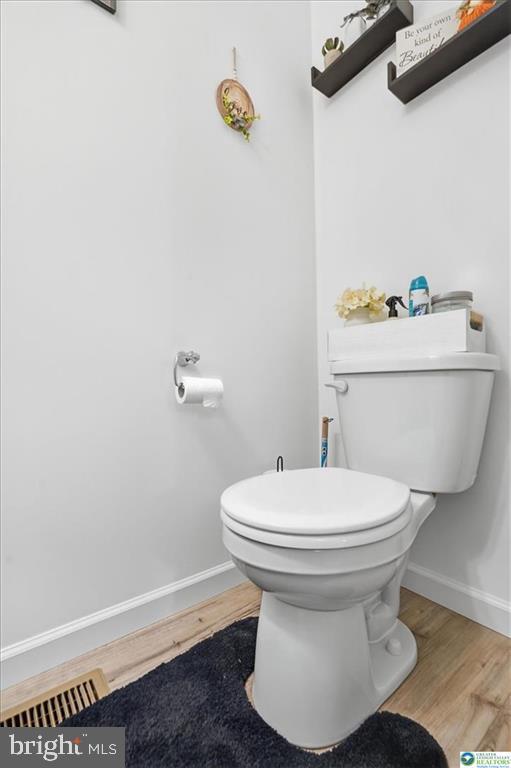 9524 Newtown Rd Property Photo 25