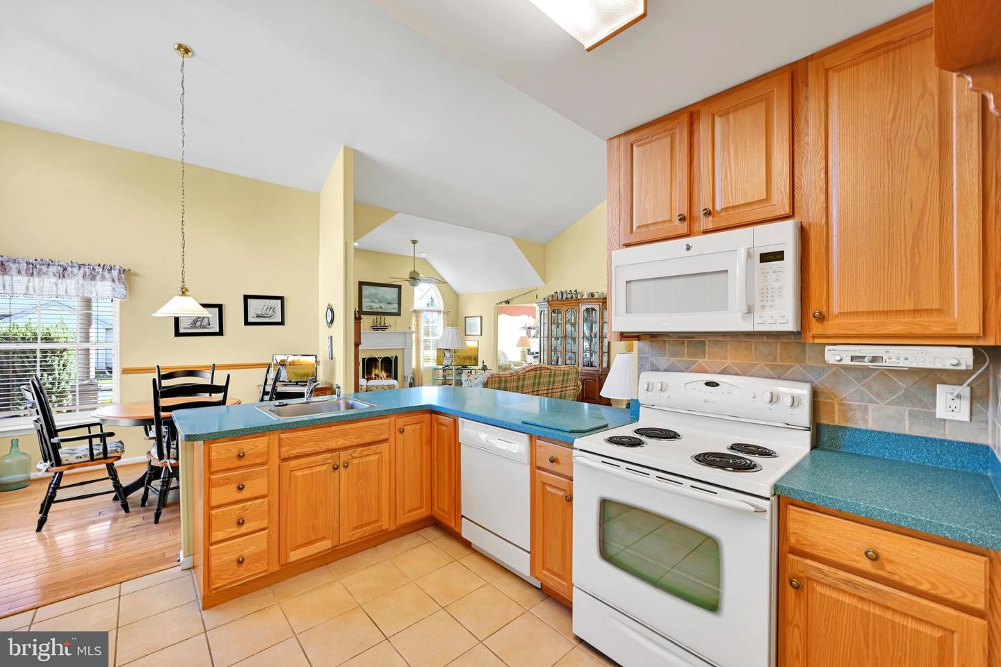 2894 Donegal Dr Property Photo 10