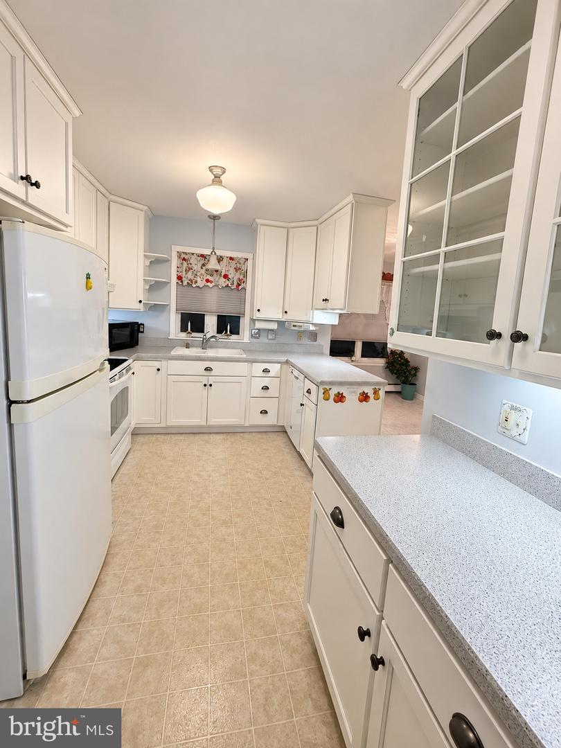 5135 Stahley Property Photo 8