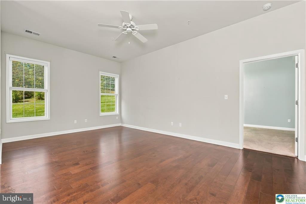 5535 Bayberry Ln Property Photo 20