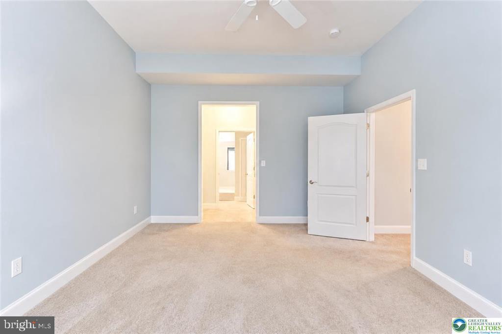 5535 Bayberry Ln Property Photo 24