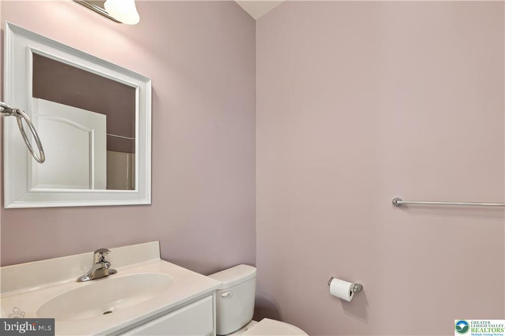5535 Bayberry Ln Property Photo 33