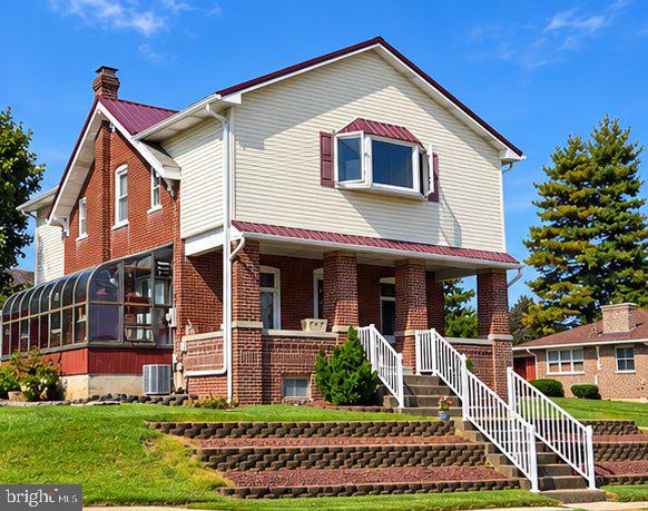3335 N Front St Property Photo 3