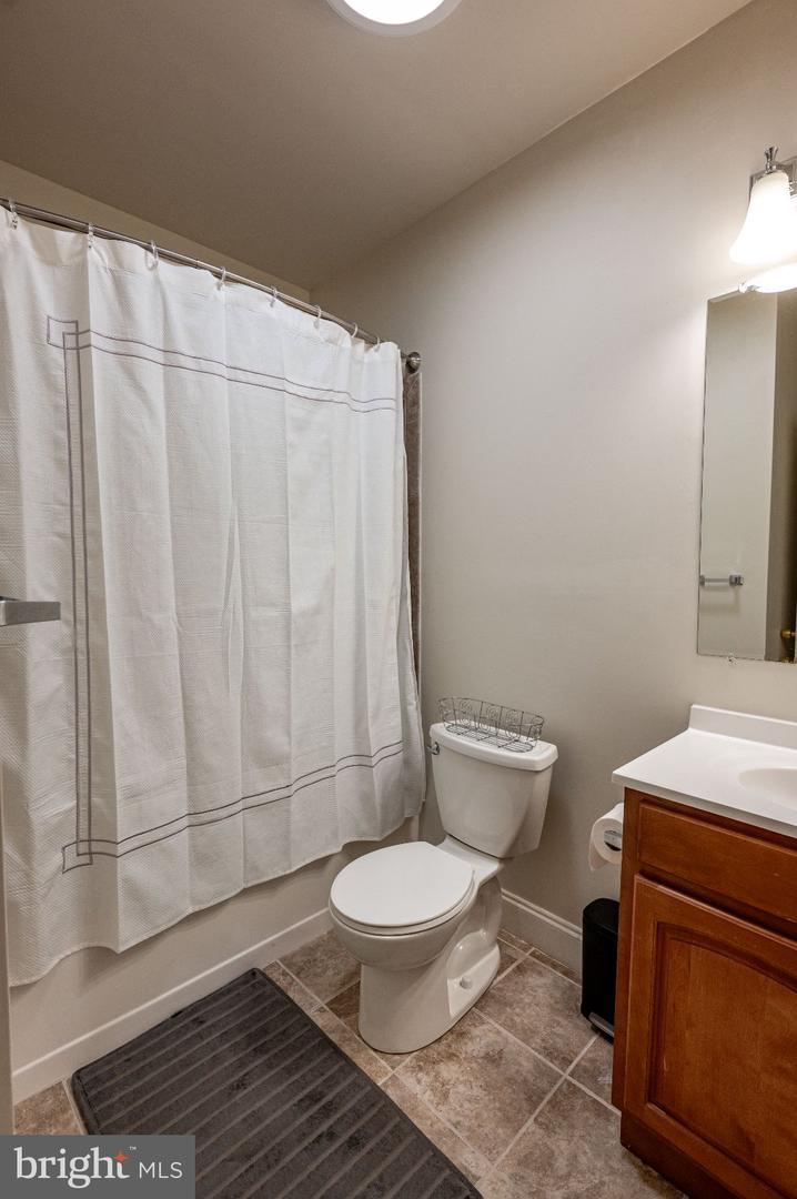 2208 Pembrooke Dr Property Photo 54