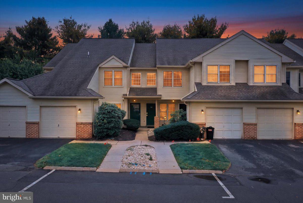 112 Lindfield Cir Property Photo 2
