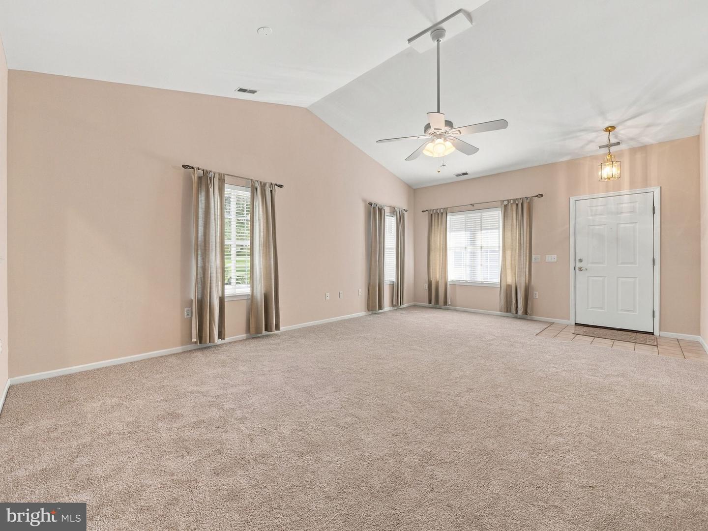 4851 Derby Ln Property Photo 10