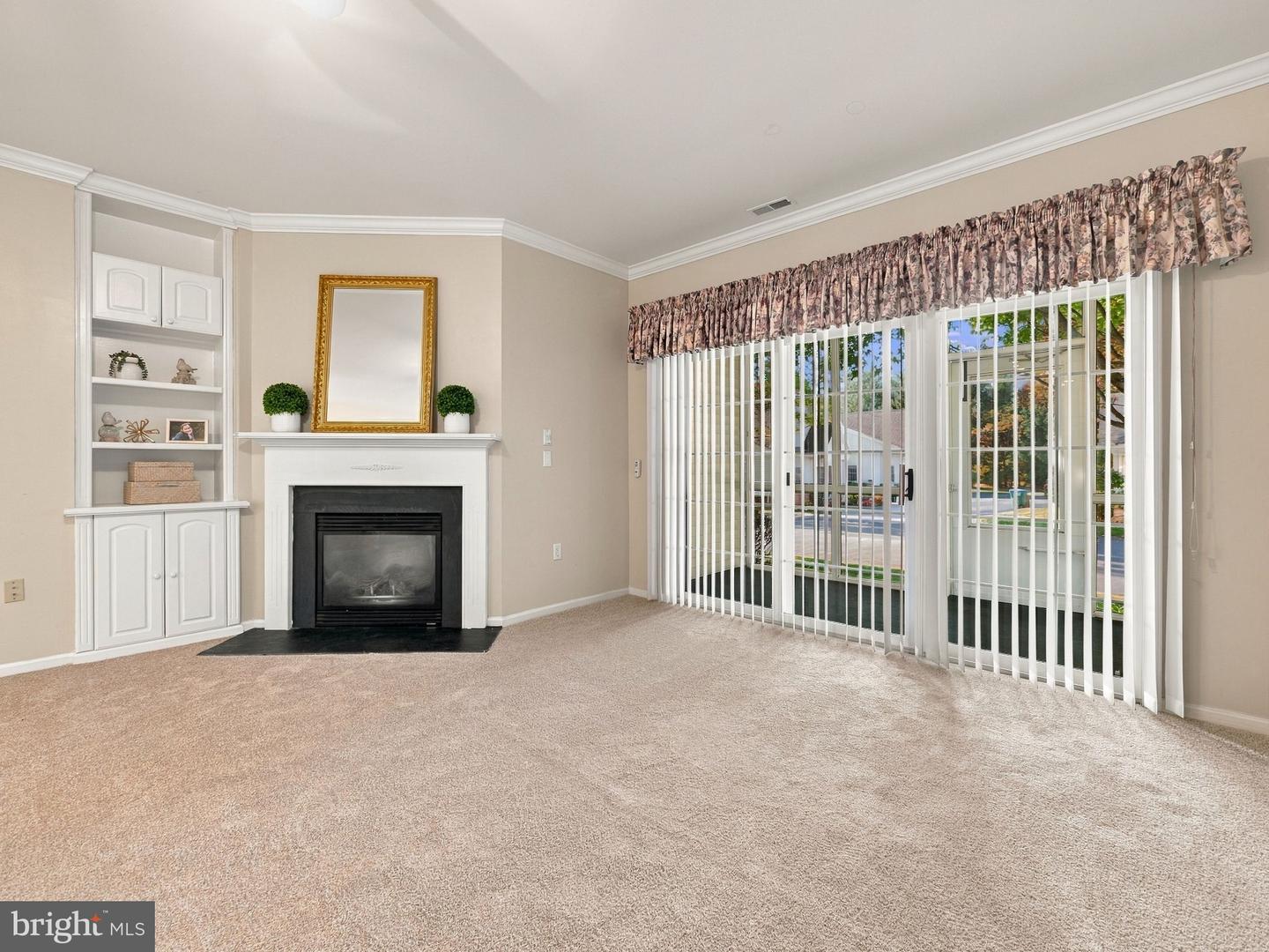 4851 Derby Ln Property Photo 15