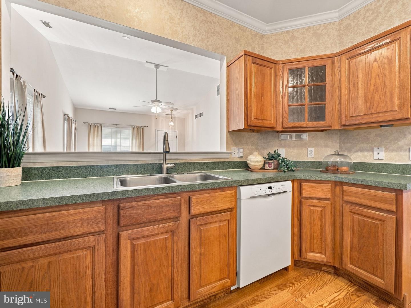 4851 Derby Ln Property Photo 23