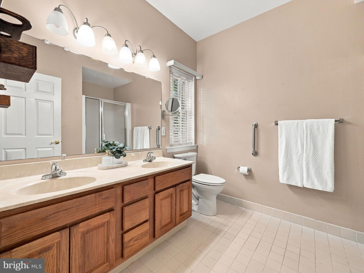 4851 Derby Ln Property Photo 32