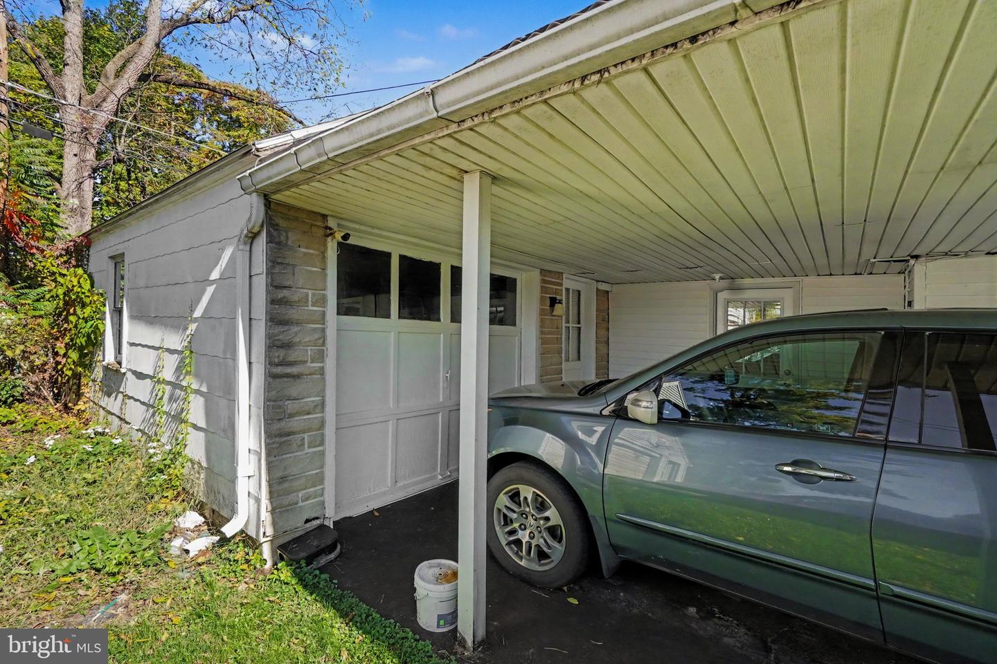 1914 Ridgelawn Ave Property Photo 26