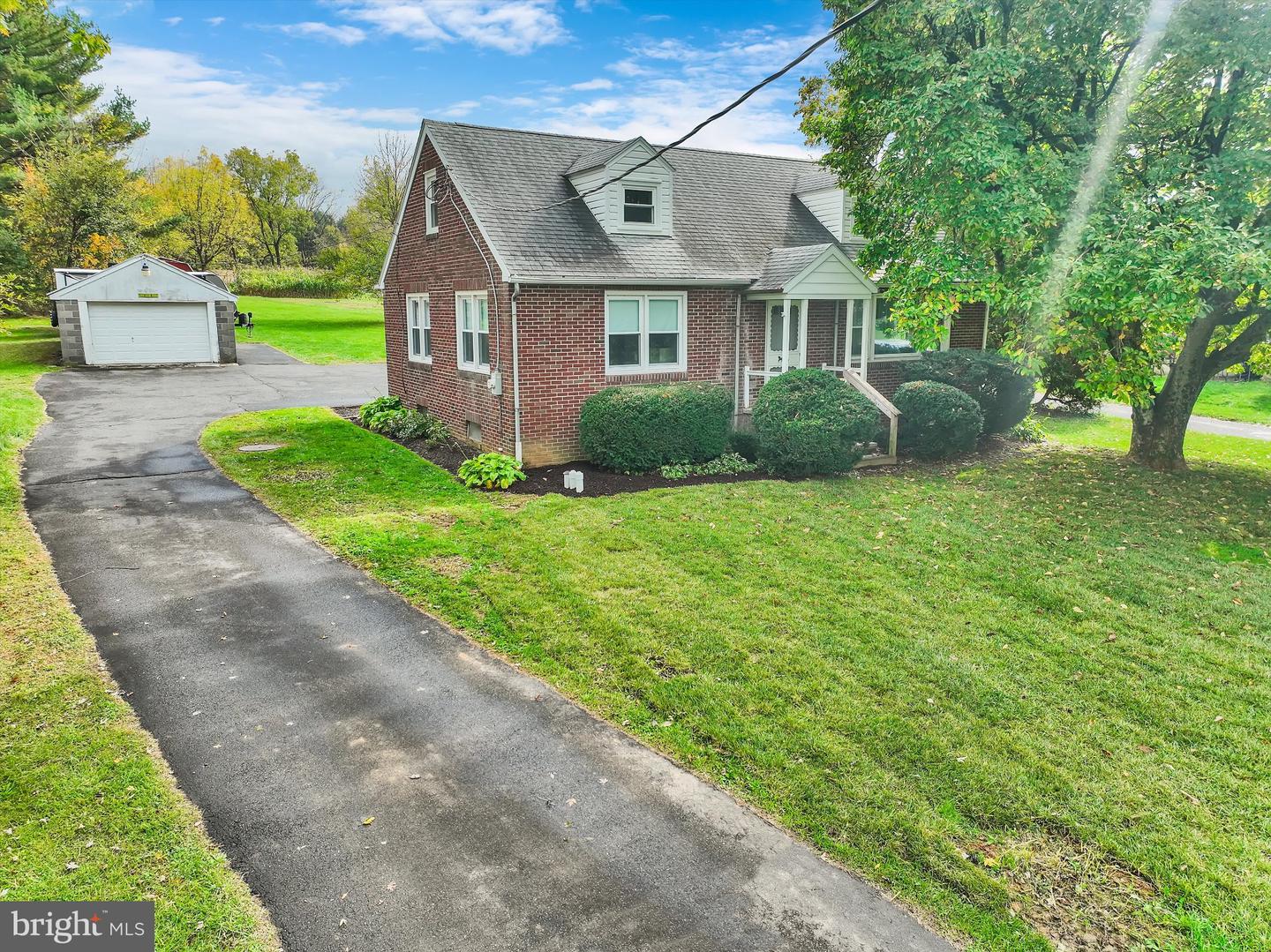 5296 Limeport Pike Property Photo 1