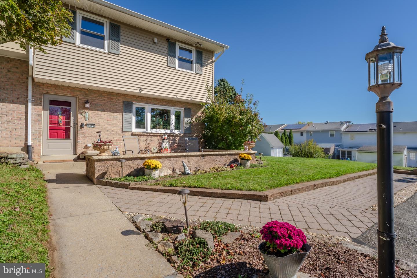 6296 Glen Ct Property Photo 1