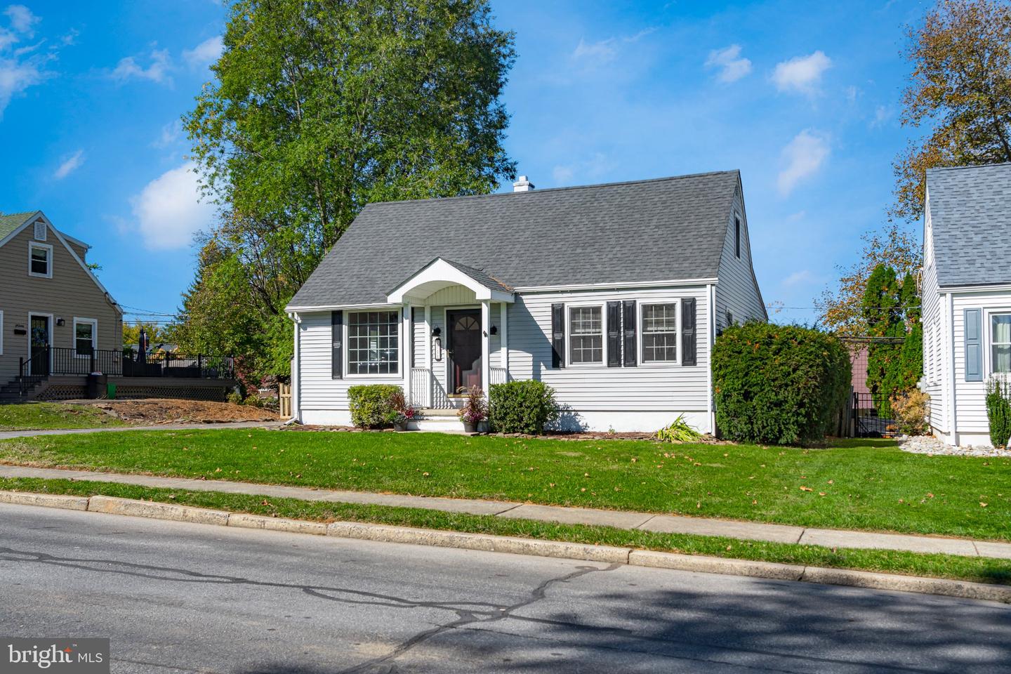 2711 W South St Property Photo 4