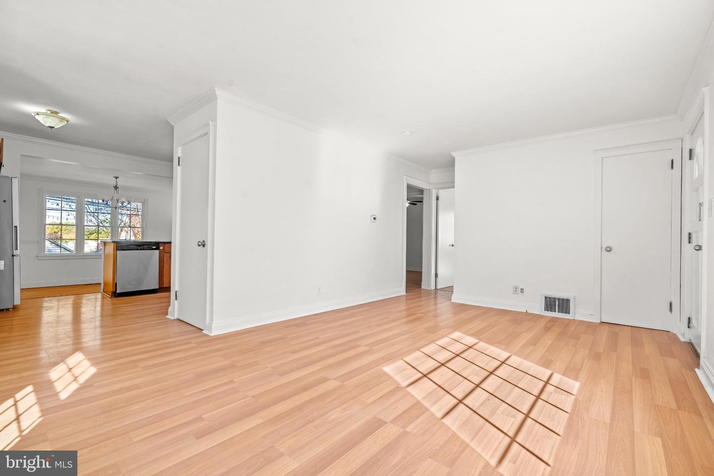 2711 W South St Property Photo 8