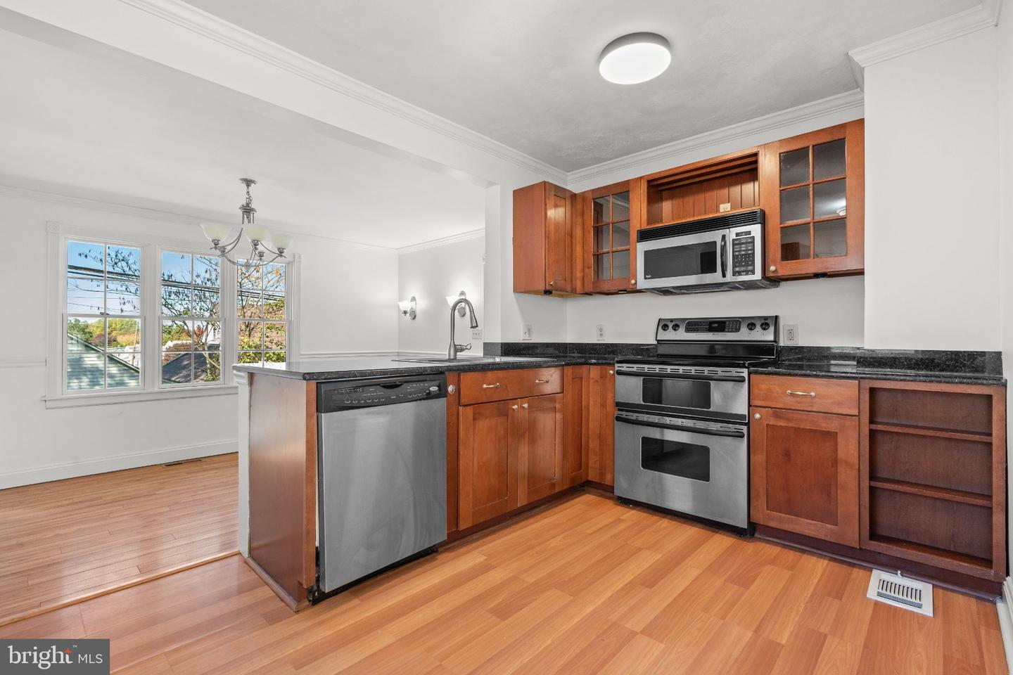 2711 W South St Property Photo 10