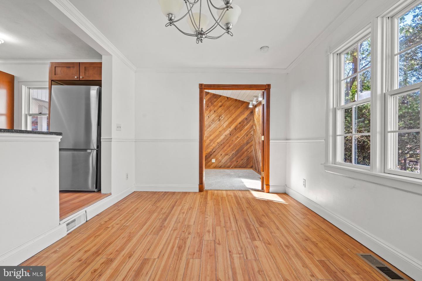 2711 W South St Property Photo 13