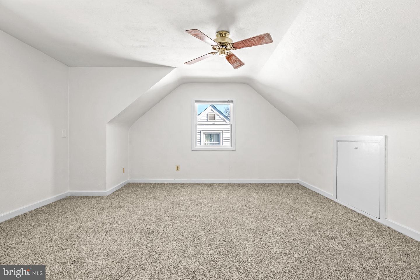 2711 W South St Property Photo 27