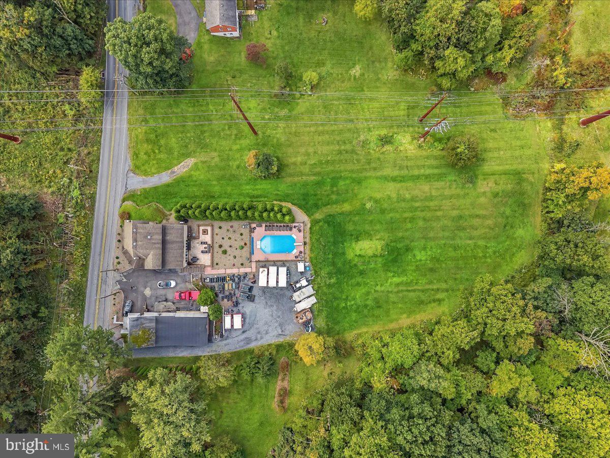 3771 State Rd Property Photo 4