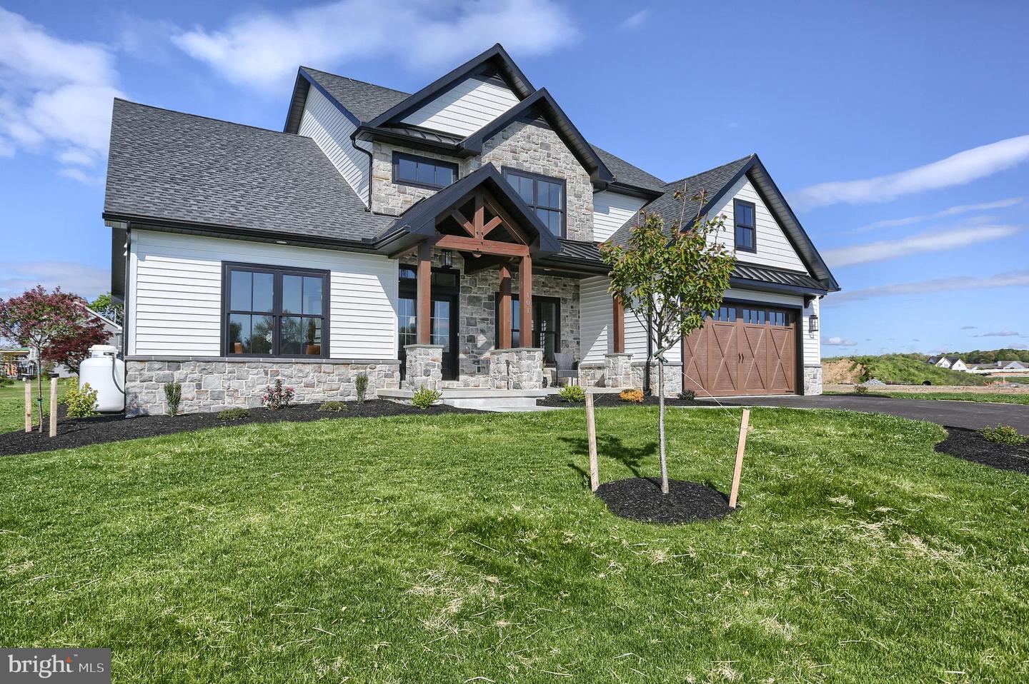101 Dream Dr Property Photo 3