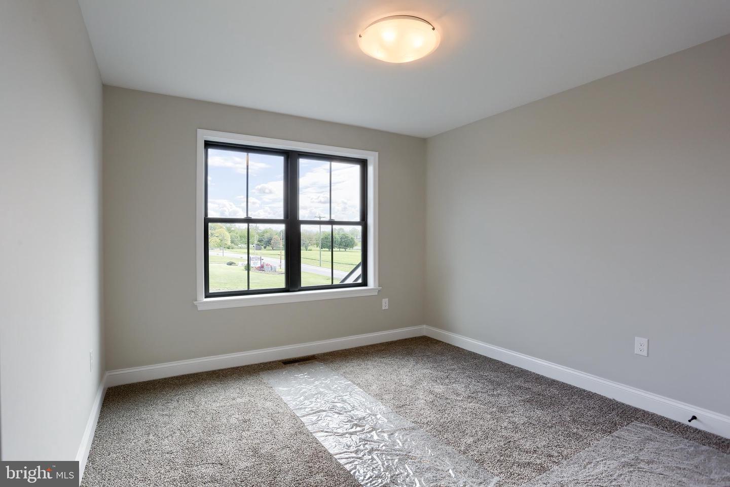 101 Dream Dr Property Photo 27