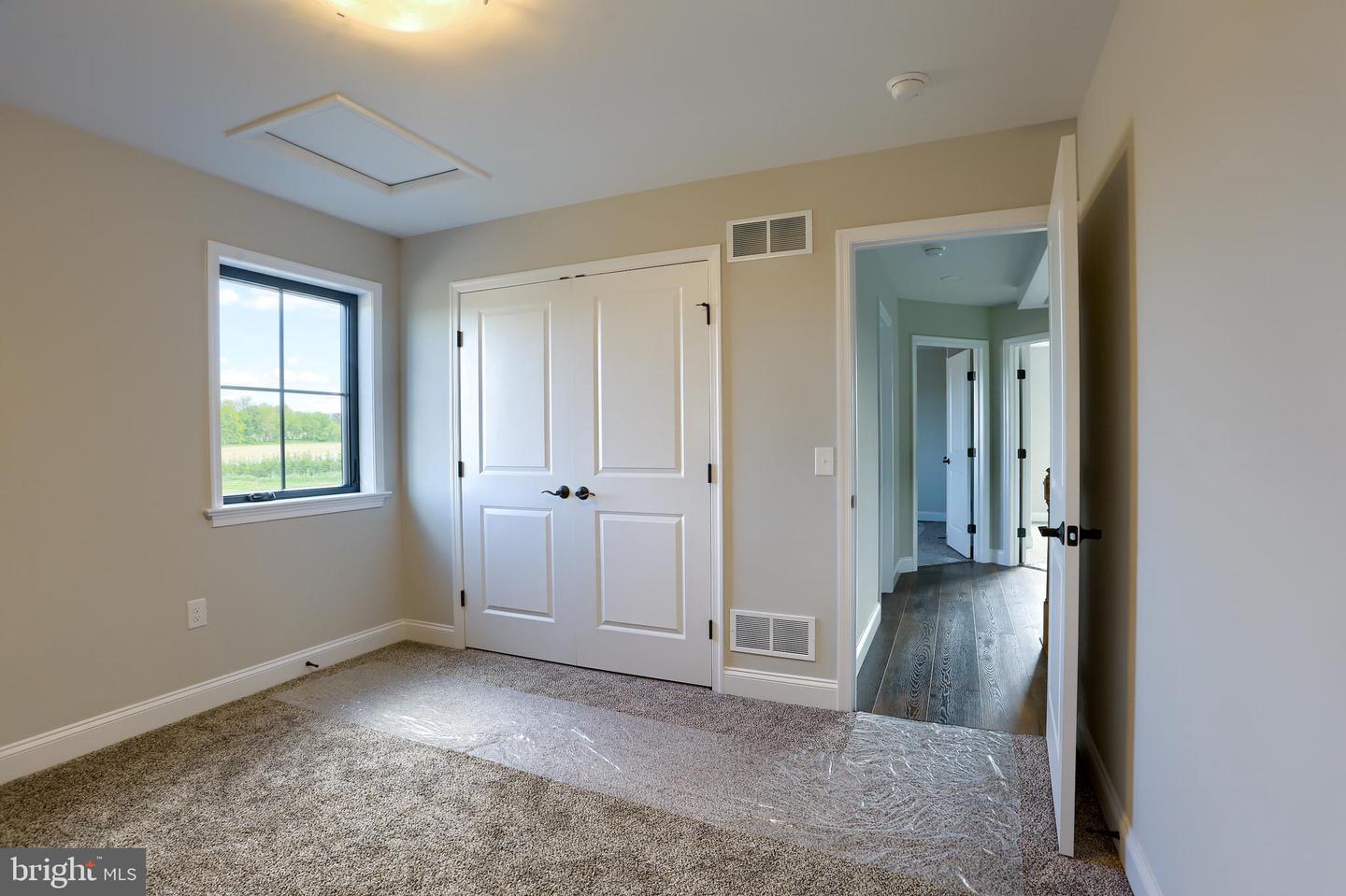 101 Dream Dr Property Photo 33